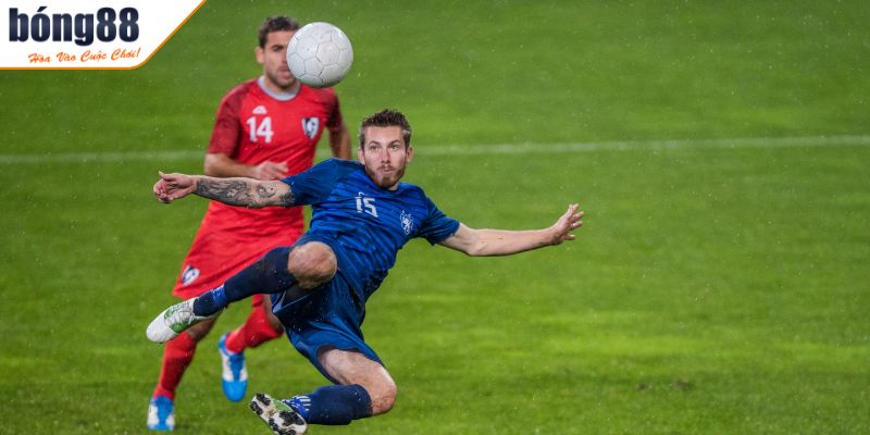 Xem xét thành tích đối đầu